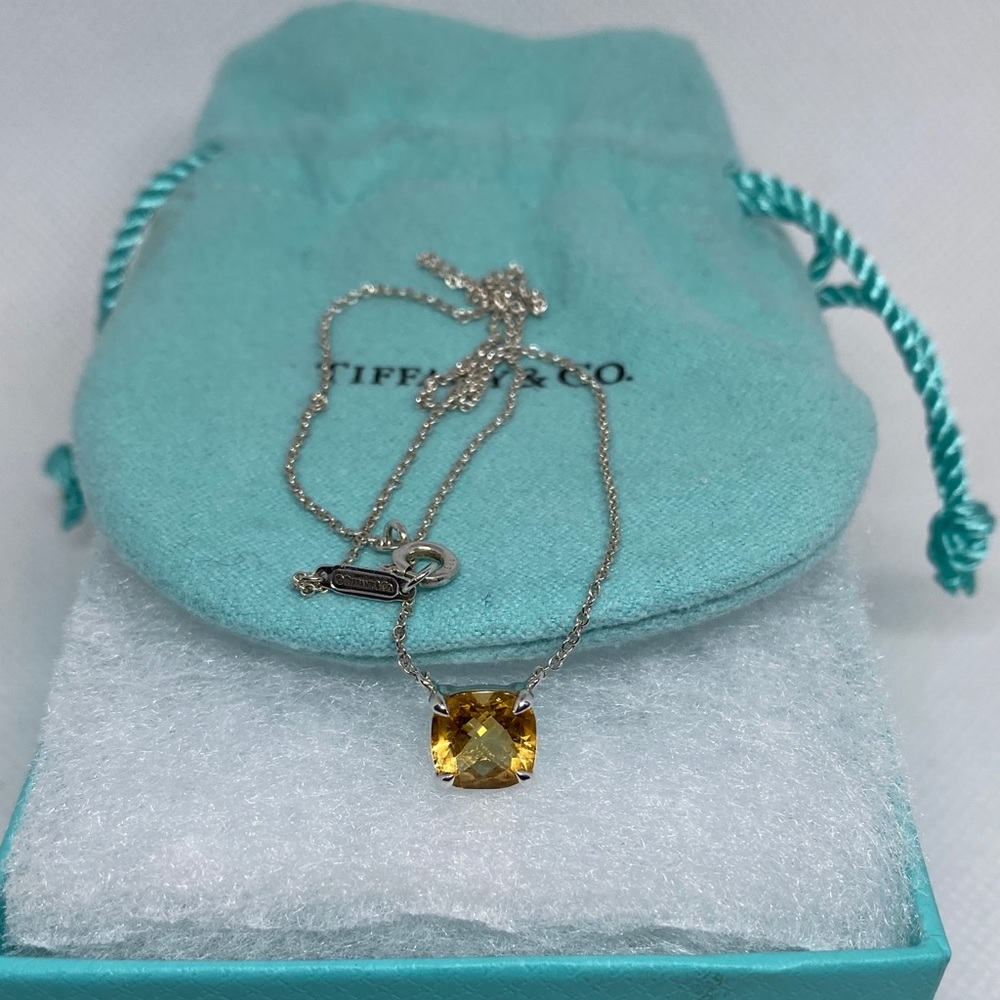 Citrine‎ necklace